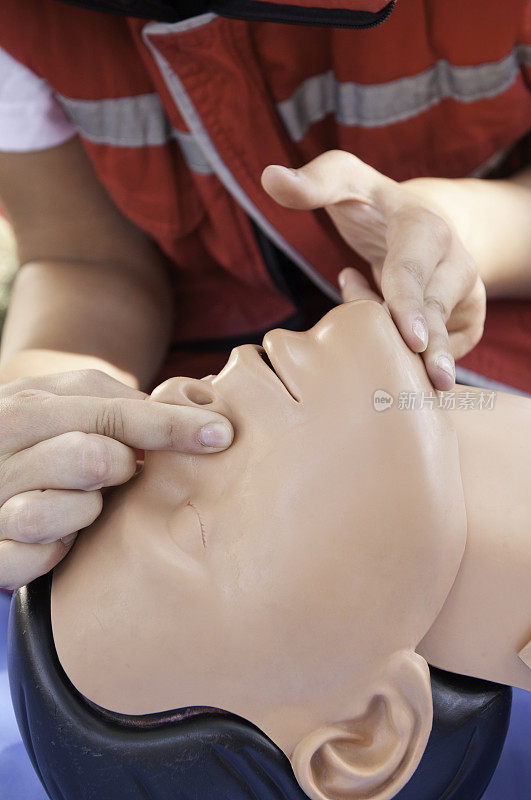 CPR -检查气道